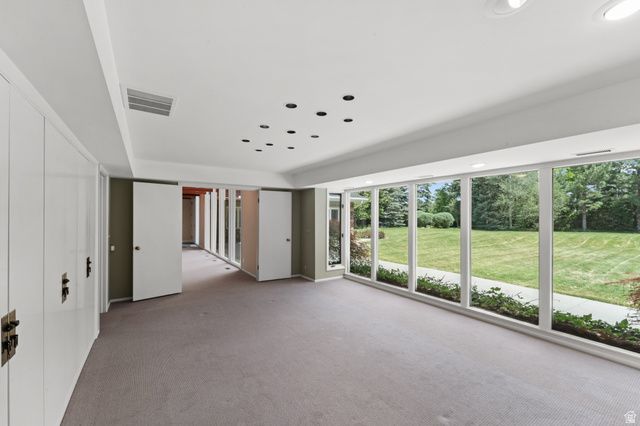2185 E APPLEWOOD AVE, Holladay, UT 84121