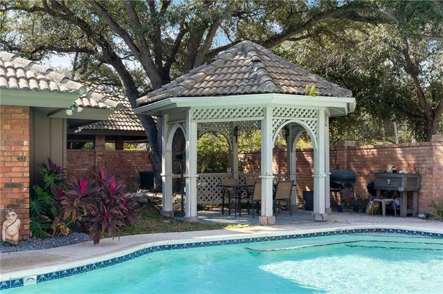 700 S G Street, Mcallen, TX 78501