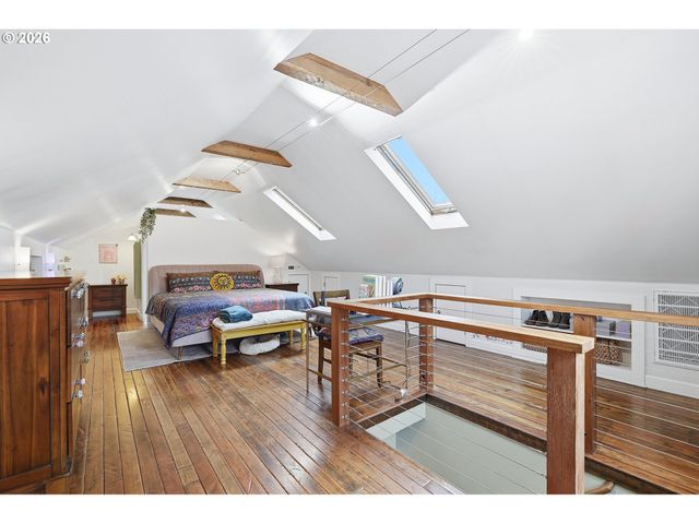 2625 Ne 28TH Ave, Portland, OR 97212