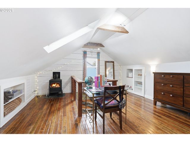 2625 Ne 28TH Ave, Portland, OR 97212