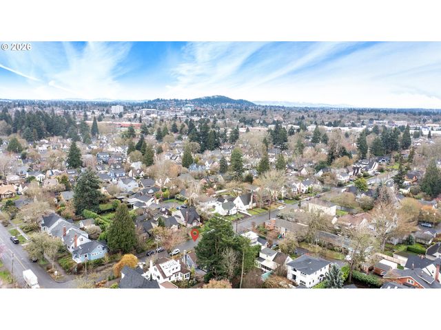 2625 Ne 28TH Ave, Portland, OR 97212