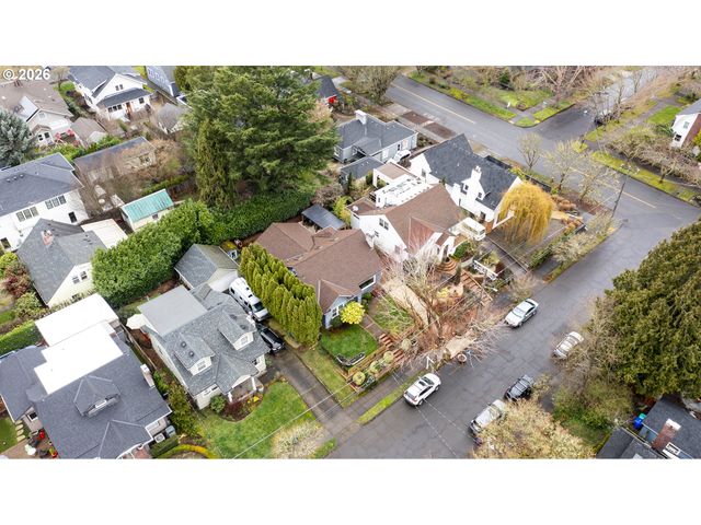 2625 Ne 28TH Ave, Portland, OR 97212