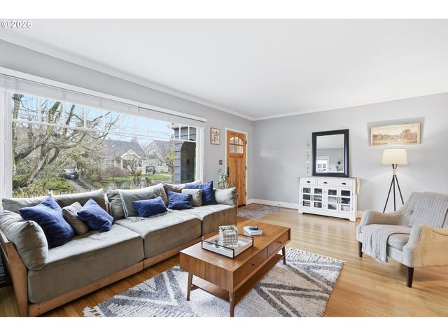 2625 Ne 28TH Ave, Portland, OR 97212