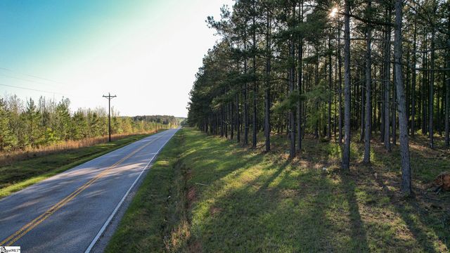 013 Garlington Road, Mountville, SC 29370