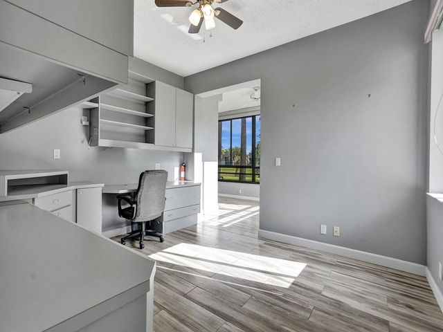 7546 La Paz Boulevard 108, Boca Raton, FL 33433