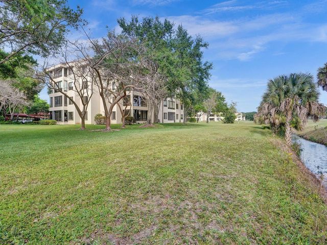7546 La Paz Boulevard 108, Boca Raton, FL 33433
