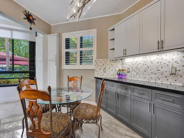 7546 La Paz Boulevard 108, Boca Raton, FL 33433