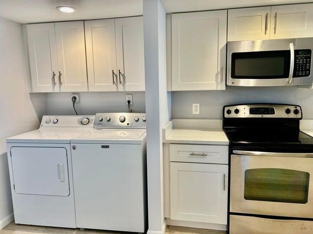 1030 Us Highway 1 Apt 302, North Palm Beach, FL 33408