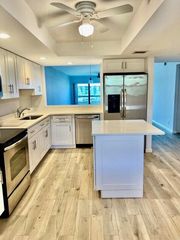 1030 Us Highway 1 Apt 302, North Palm Beach, FL 33408