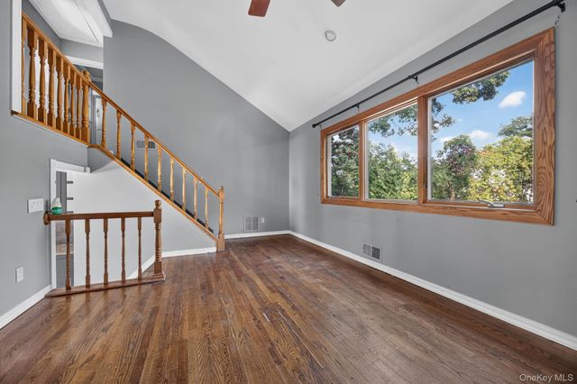 20 Revere Circle, Port Jefferson, NY 11776