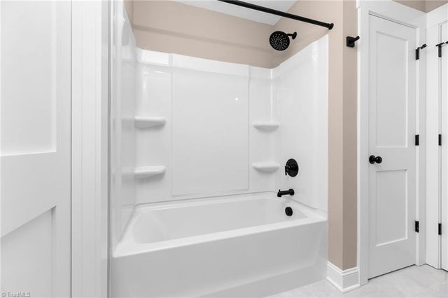 121 Sandpiper Drive, Lexington, NC 27295