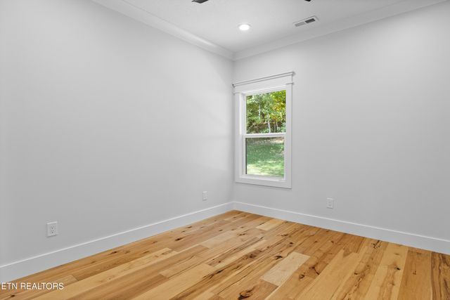 316 Ootsima Lane, Loudon, TN 37774