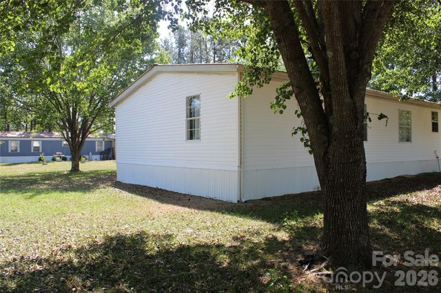 249 J L Green Lane, Pageland, SC 29728