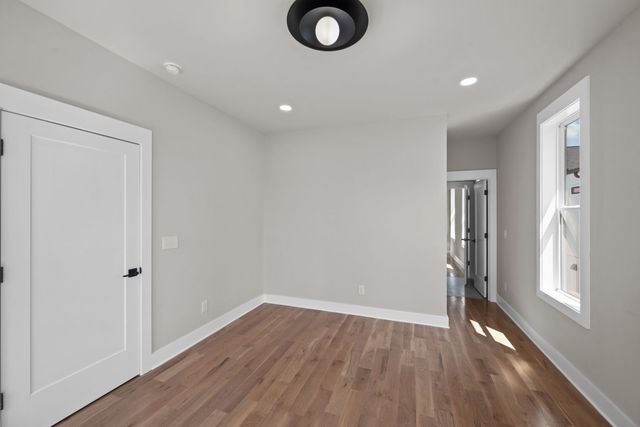 2521 W Heiman St, Nashville, TN 37208