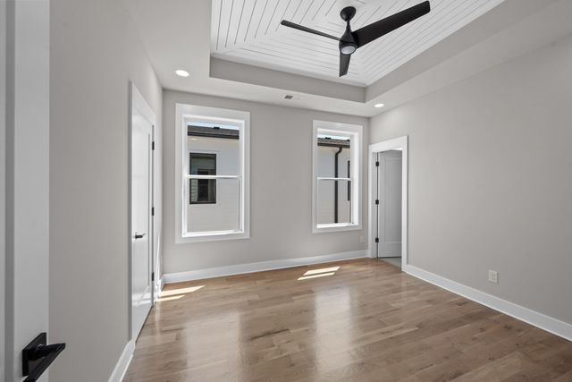 2521 W Heiman St, Nashville, TN 37208