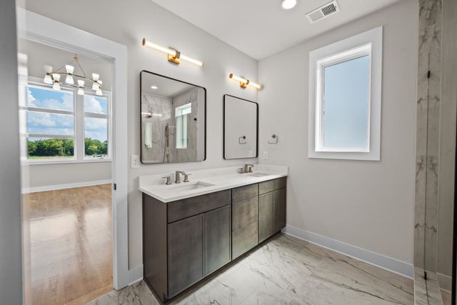 2521 W Heiman St, Nashville, TN 37208