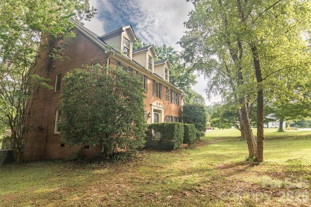 102 Ridgeview Drive, Rutherfordton, NC 28139