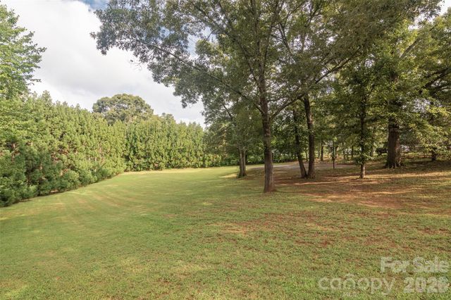 102 Ridgeview Drive, Rutherfordton, NC 28139