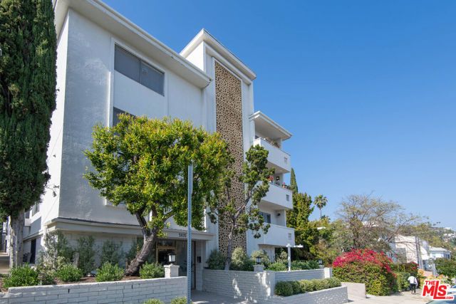 5935 Chula Vista Way 103, Los Angeles, CA 90068