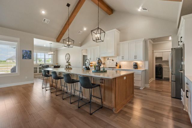 7813 Stiteler Drive, Bryan, TX 77808