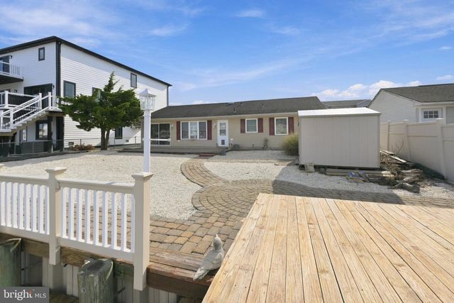 19 LOUISIANA DR, Little Egg Harbor Twp, NJ 08087