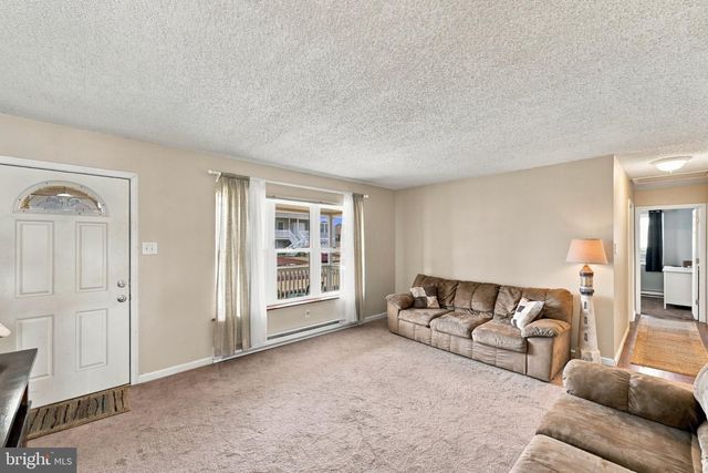 19 LOUISIANA DR, Little Egg Harbor Twp, NJ 08087