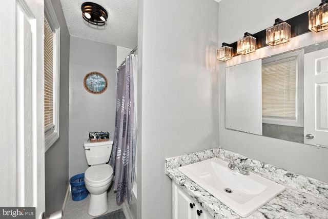 19 LOUISIANA DR, Little Egg Harbor Twp, NJ 08087