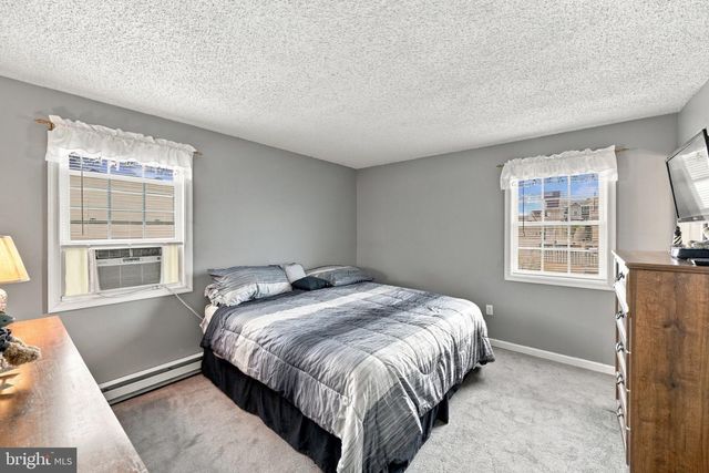 19 LOUISIANA DR, Little Egg Harbor Twp, NJ 08087