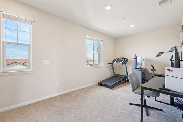 7345 Tawny Port Way, Sacramento, CA 95829