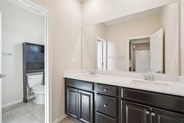 7345 Tawny Port Way, Sacramento, CA 95829