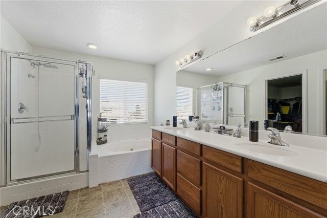 12419 Ojo Caliente, Victorville, CA 92392