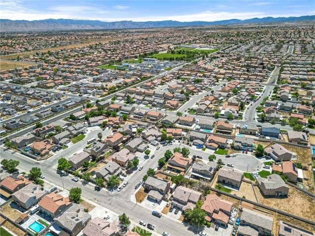 12419 Ojo Caliente, Victorville, CA 92392