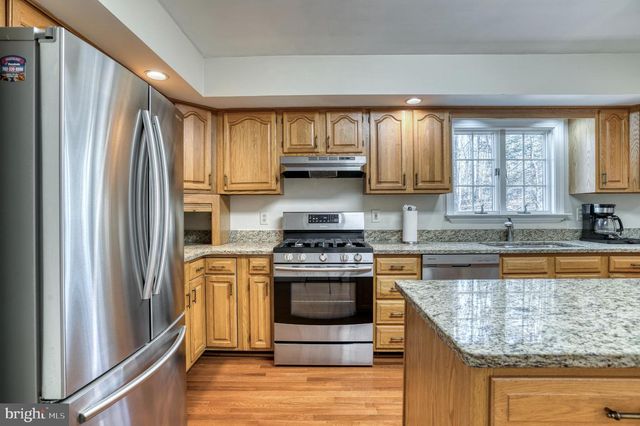 9879 HEMLOCK HILLS CT, Manassas, VA 20111