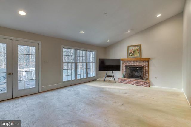 9879 HEMLOCK HILLS CT, Manassas, VA 20111