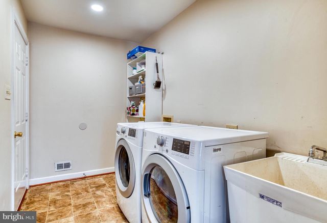 9879 HEMLOCK HILLS CT, Manassas, VA 20111