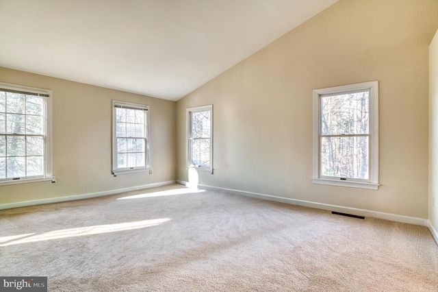 9879 HEMLOCK HILLS CT, Manassas, VA 20111