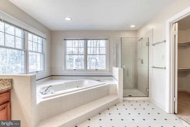 9879 HEMLOCK HILLS CT, Manassas, VA 20111