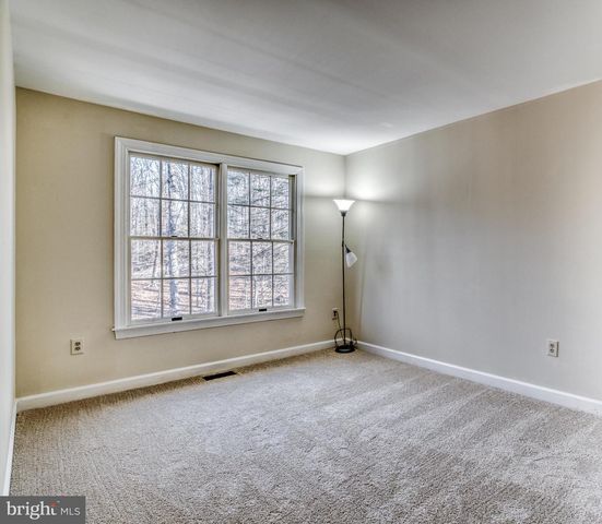 9879 HEMLOCK HILLS CT, Manassas, VA 20111