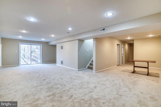 9879 HEMLOCK HILLS CT, Manassas, VA 20111