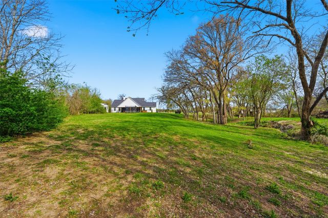 428 Warren Road, Lorena, TX 76655