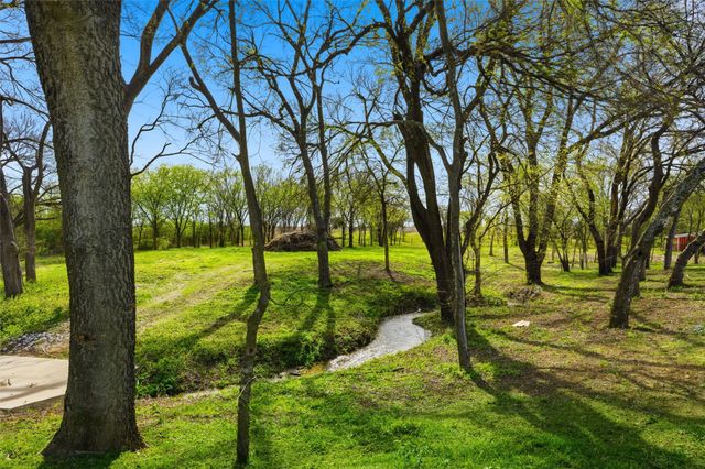 428 Warren Road, Lorena, TX 76655