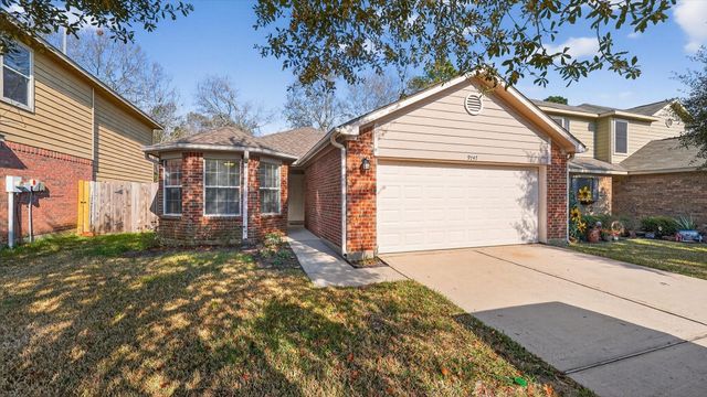 9747 Gulfstream Drive, Conroe, TX 77303