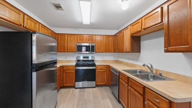 9747 Gulfstream Drive, Conroe, TX 77303