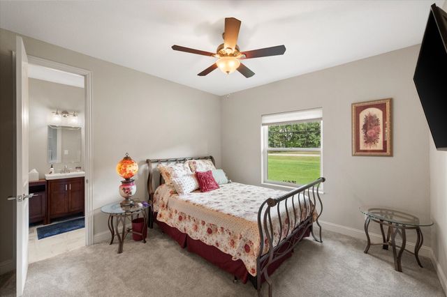 930 Waters Edge Drive, Corsicana, TX 75109