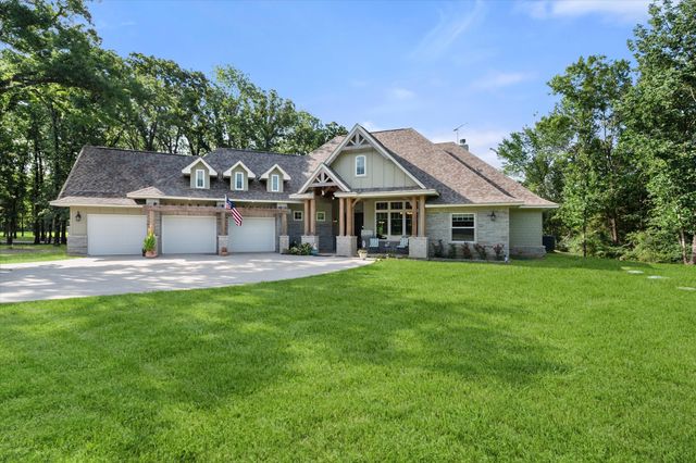 930 Waters Edge Drive, Corsicana, TX 75109