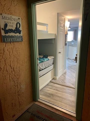 9520 Seawall Boulevard 207, Galveston, TX 77554