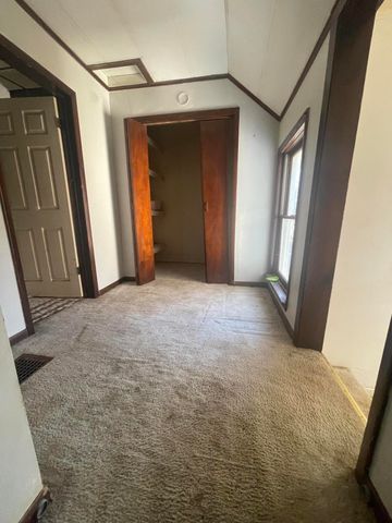 404 Park Avenue, Wheeler, IN 46393