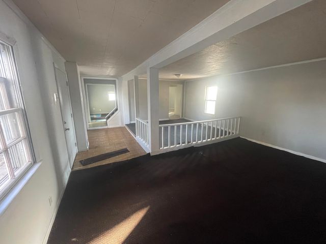 404 Park Avenue, Wheeler, IN 46393