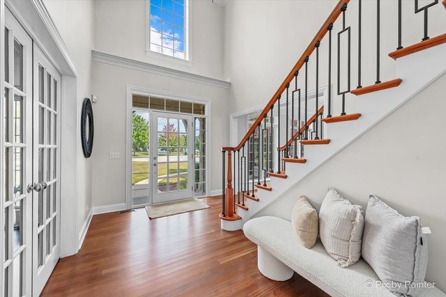 39W599 Walt Whitman Road, St. Charles, IL 60175