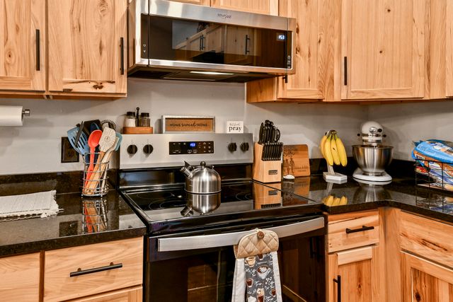 290 Mockingbird Lane, Shell Knob, MO 65747